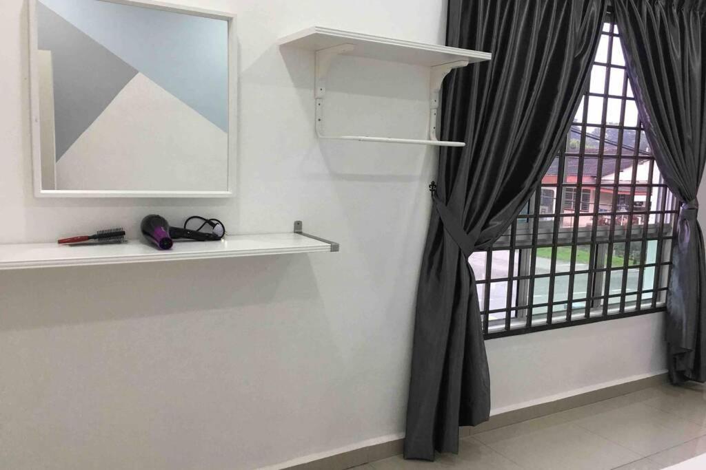 22Pax :Taman Pelangi Party House Nearby Midvelly Villa Johor Bahru Dış mekan fotoğraf
